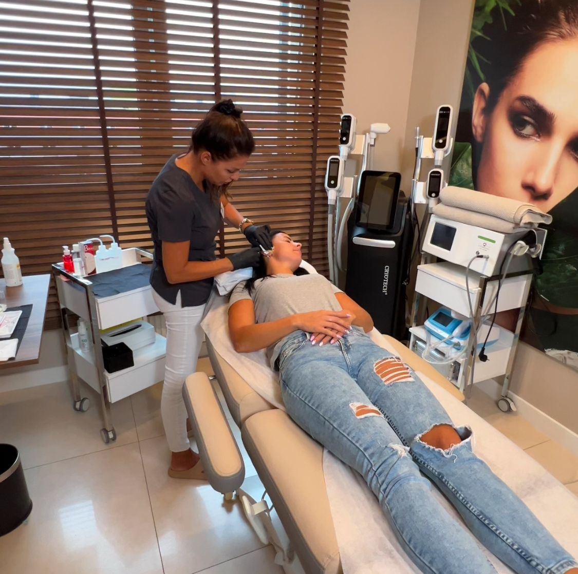 VIVI Estetic – Strefa Piękna i Relaksu VIVI Massage